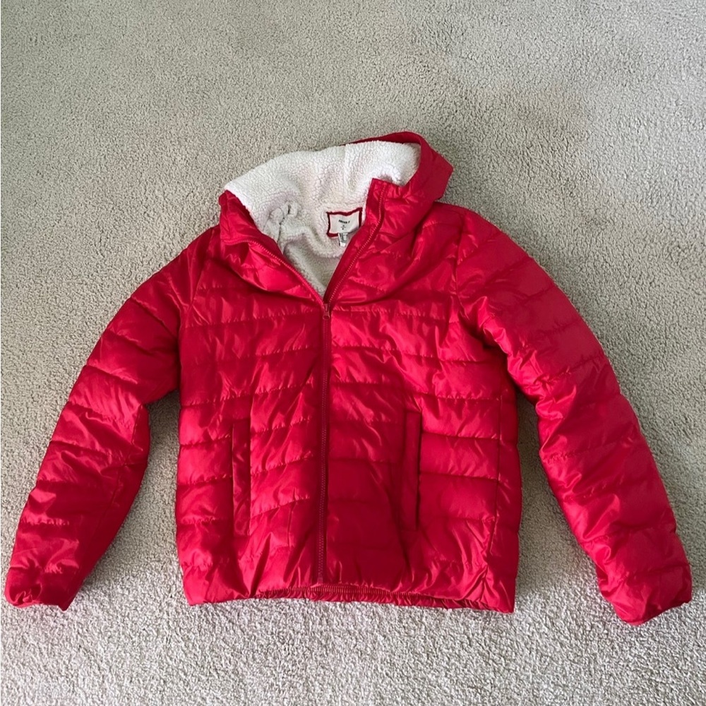 Forever 21 Red Fuzzy Puffer Jacket size M